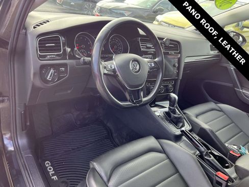 Used 2018 Volkswagen Golf SEL image 12