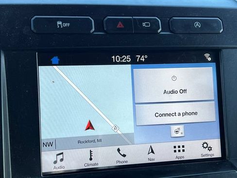 Used 2018 Ford F150 Lariat w/ Equipment Group 502A Luxury AWD/4WD image 15