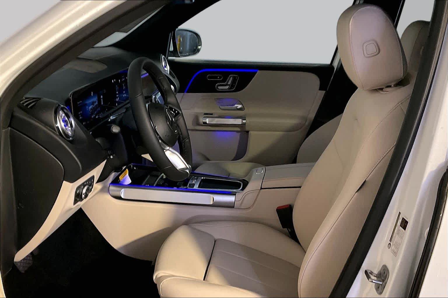 New 2026 Mercedes-Benz GLB 250 4MATIC image 13