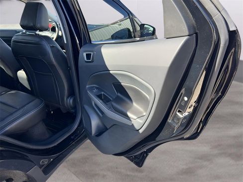 Used 2022 Ford EcoSport Titanium w/ Interior Protection Package image 17