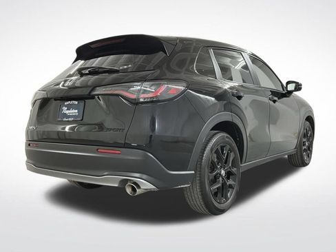 Used 2025 Honda HR-V Sport image 3