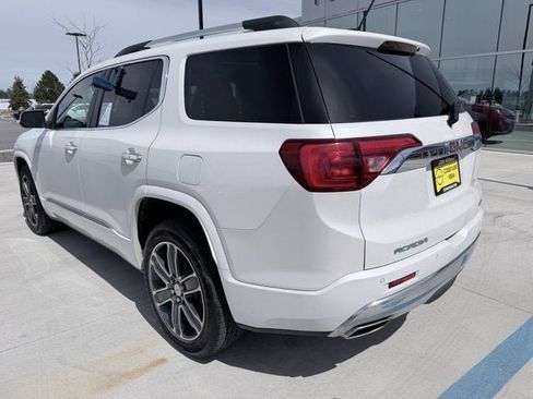 Used 2018 GMC Acadia Denali w/ Technology Package AWD/4WD image 6