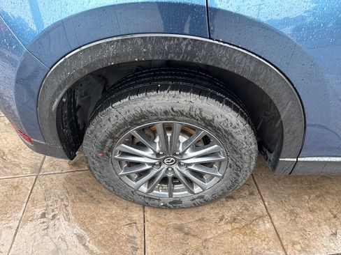 Used 2020 MAZDA CX-5 Sport FWD image 14