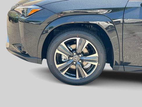 New 2026 Lexus UX 300h AWD image 10