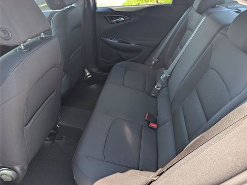 Used 2020 Chevrolet Malibu LS FWD image 13