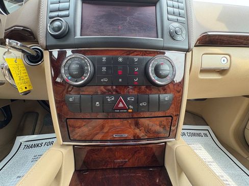 Used 2012 Mercedes-Benz GL 450 4MATIC image 19