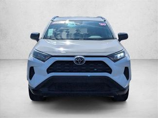 Used 2020 Toyota RAV4 LE video 2
