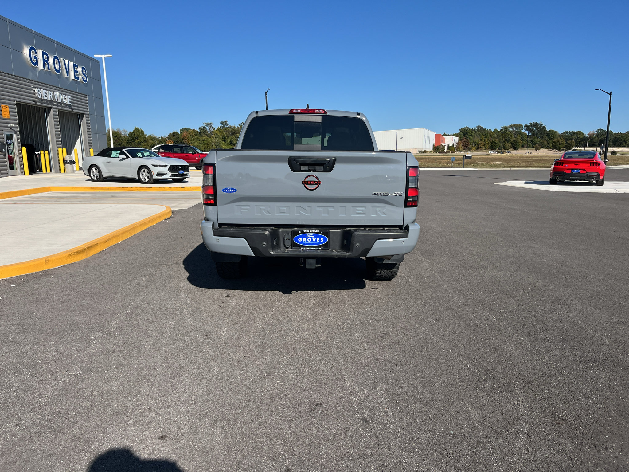 Used 2023 Nissan Frontier PRO-4X w/ Pro-4X Premium Package AWD/4WD image 6
