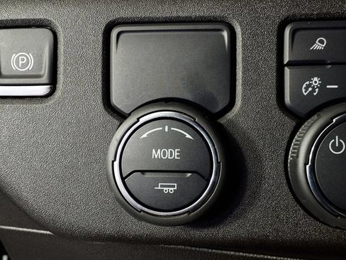 Used 2024 Chevrolet Silverado 1500 LT w/ Safety Package RWD image 18