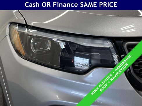 Certified 2023 Jeep Compass High Altitude AWD/4WD image 11