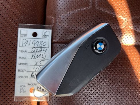 Certified 2024 BMW X5 xDrive40i w/ Premium Package AWD/4WD image 38