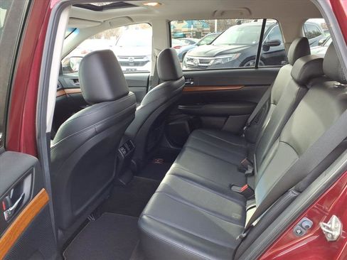 Used 2014 Subaru Outback 2.5i Limited image 14