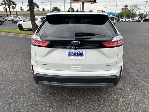 Certified 2022 Ford Edge SEL w/ Convenience Package AWD/4WD image 5