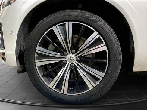 Certified 2022 Volvo XC60 T8 Inscription w/ Advanced Package image 10