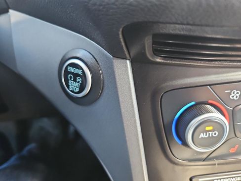 Used 2019 Ford Escape SEL AWD/4WD image 31