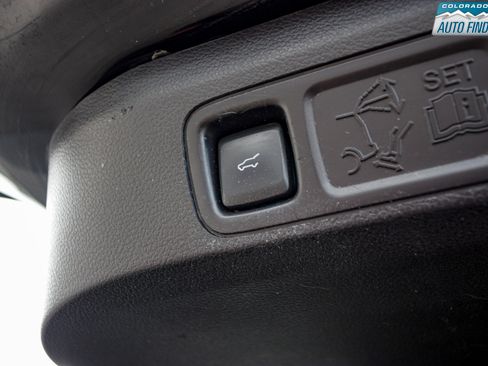 Used 2019 Ford Expedition Max Limited image 31