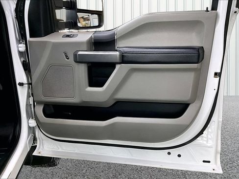 Used 2017 Ford F350 XLT w/ XLT Value Package AWD/4WD image 24
