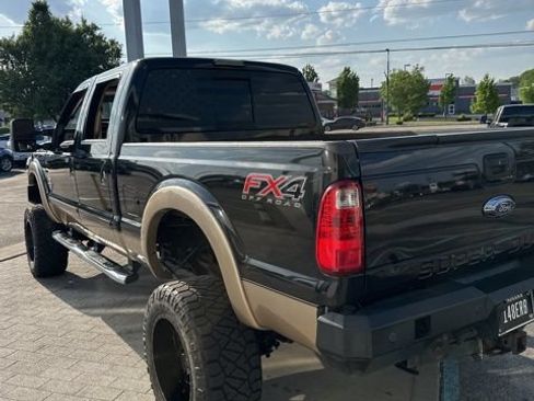 Used 2013 Ford F250 Lariat w/ Lariat Ultimate Pkg AWD/4WD image 9
