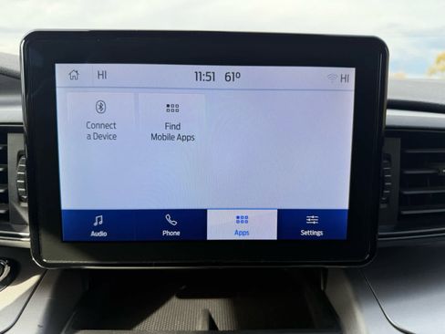 Used 2022 Ford Explorer XLT w/ Class IV Trailer Tow Package image 14