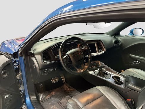 Used 2023 Dodge Challenger SXT w/ Plus Package AWD/4WD image 9