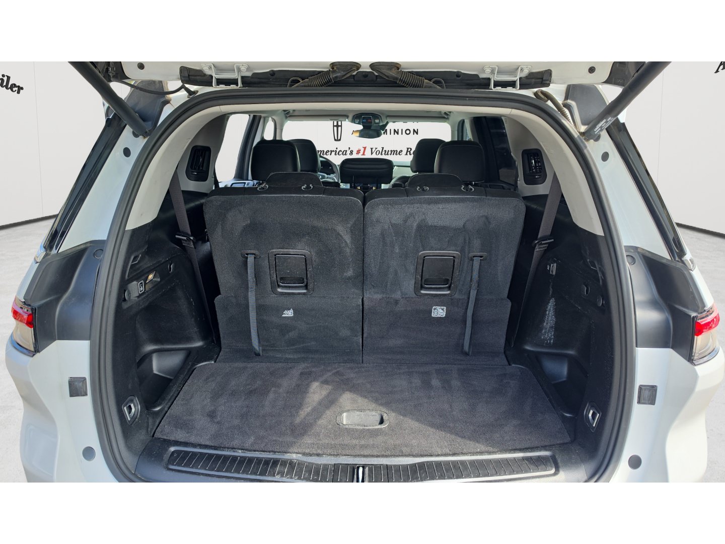 Used 2023 Jeep Grand Cherokee L Limited RWD image 24