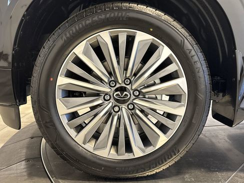 New 2026 INFINITI QX80 Luxe w/ Exterior Package image 10