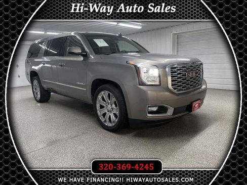 Used 2019 GMC Yukon XL Denali w/ Open Road Package AWD/4WD image 1