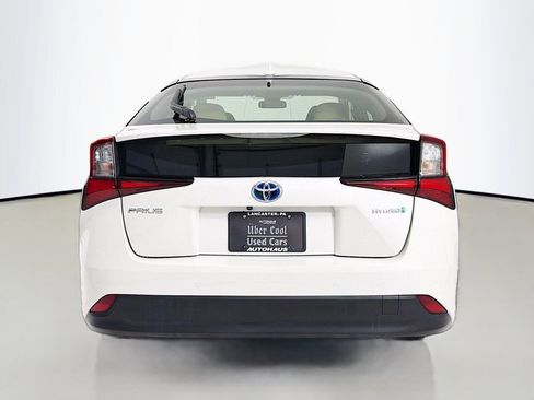Used 2020 Toyota Prius LE FWD image 6