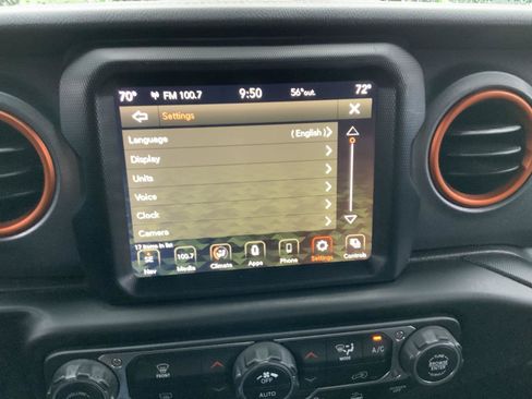 Used 2021 Jeep Gladiator Mojave AWD/4WD image 38