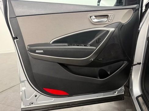 Used 2019 Hyundai Santa Fe XL image 32