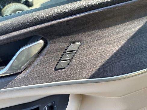 New 2025 Jeep Grand Cherokee L Limited w/ Luxury Tech Group II image 38