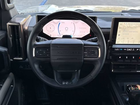 Used 2025 GMC Hummer EV 3X w/ Extreme Off-Road Package AWD/4WD image 15