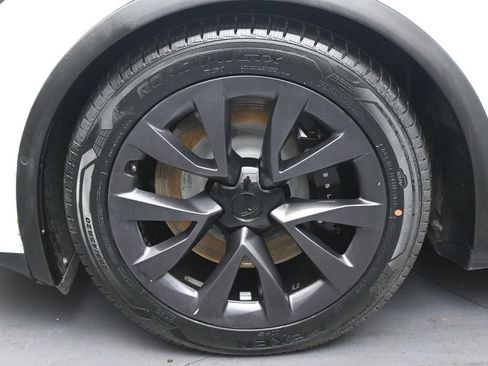 Used 2023 Tesla Model X image 37