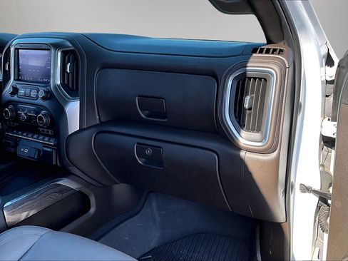 Used 2020 Chevrolet Silverado 2500 LTZ image 27