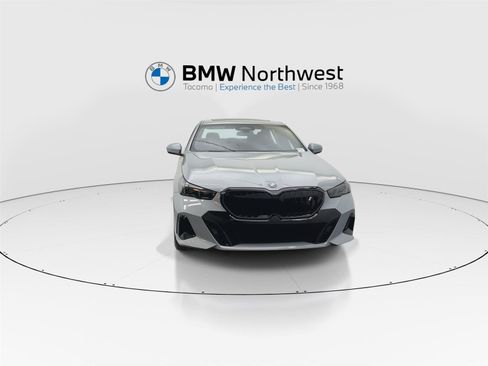 New 2026 BMW i5 eDrive40 w/ M Sport Package image 7