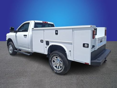 New 2026 RAM 2500 Tradesman AWD/4WD image 4
