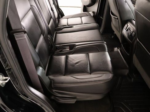 Used 2017 Chevrolet Tahoe LT image 15