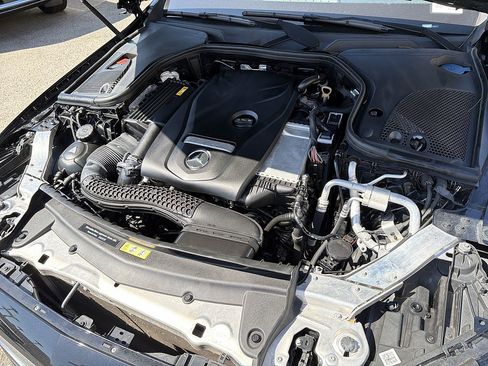 Used 2018 Mercedes-Benz E 300 image 30