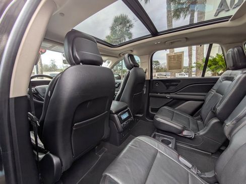 Used 2020 Lincoln Aviator Reserve w/ Equipment Group 201A image 20