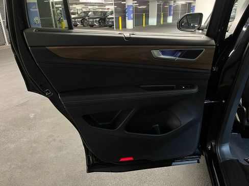 New 2025 Volkswagen Atlas SE image 20