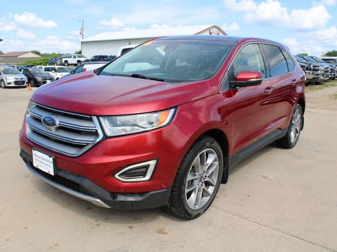 Used 2016 Ford Edge Titanium w/ Equipment Group 302A AWD/4WD image 2