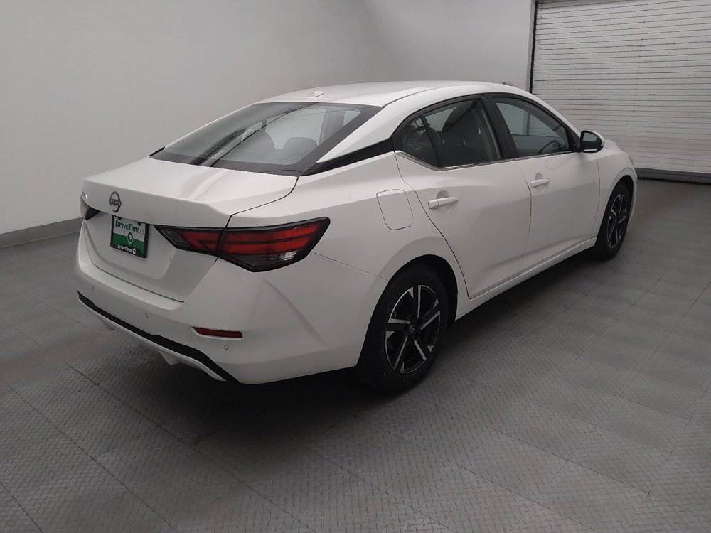 Used 2025 Nissan Sentra SV FWD image 9