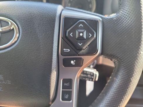 Certified 2021 Toyota Tacoma SR5 image 28