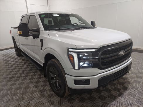 Used 2025 Ford F150 Lariat w/ Equipment Group 502A High AWD/4WD image 4