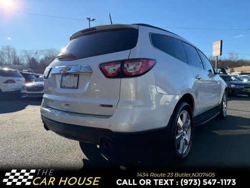 Used 2017 Chevrolet Traverse Premier image 18