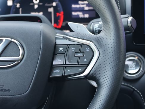 Used 2026 Lexus IS 350 F Sport w/ Technology Package RWD image 22