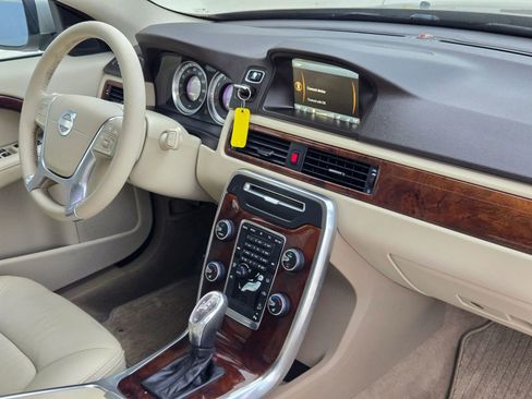 Used 2013 Volvo XC70 T6 AWD/4WD image 22