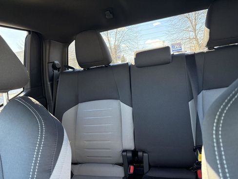 Used 2025 Toyota Tacoma TRD Off-Road image 20