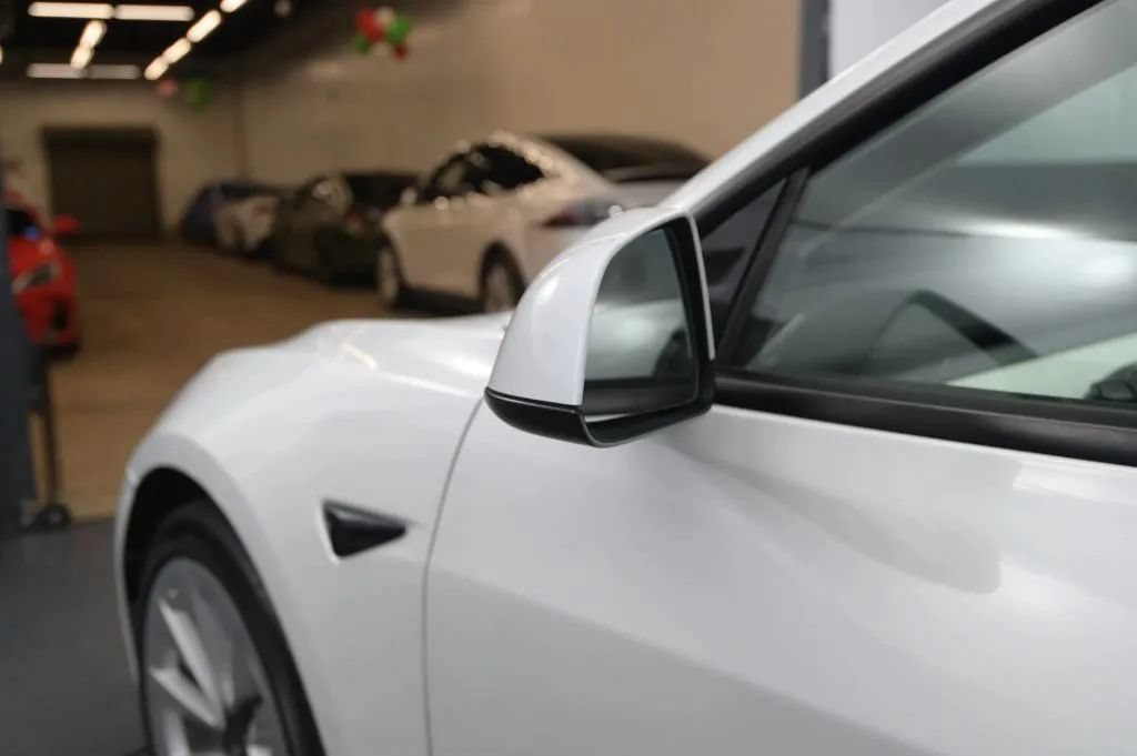 Used 2022 Tesla Model 3 Long Range AWD/4WD image 12