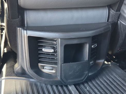 Used 2024 RAM 3500 Tradesman w/ Chrome Appearance Group AWD/4WD image 16
